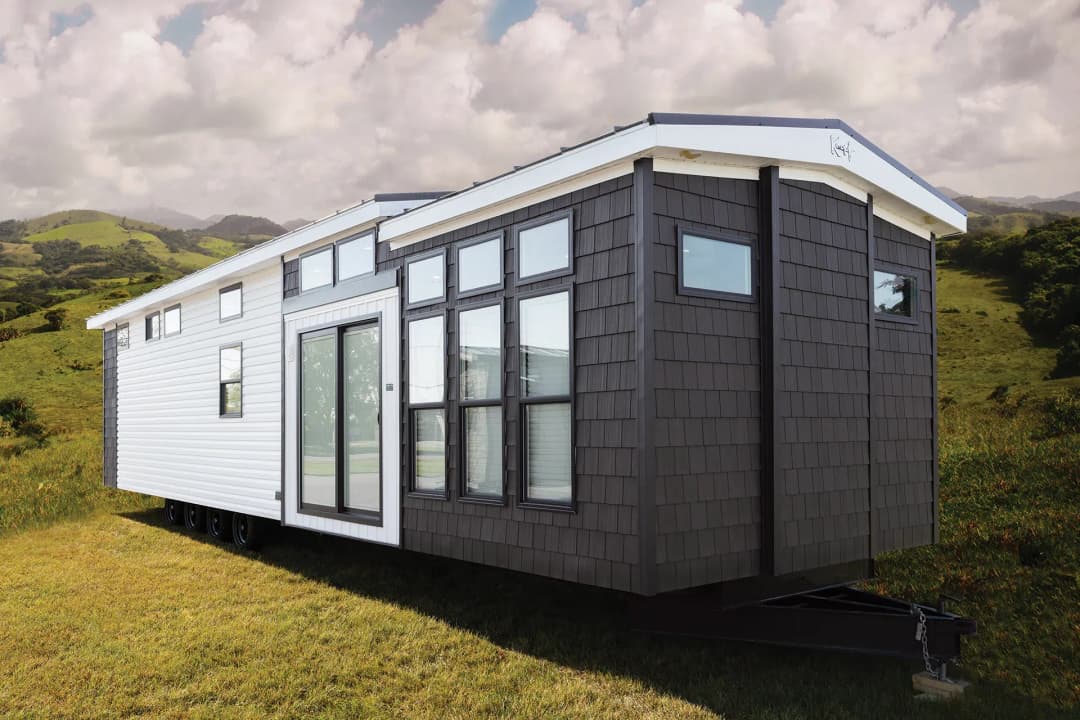 Canadian eldorado 9019 hero, elevation, and exterior home features