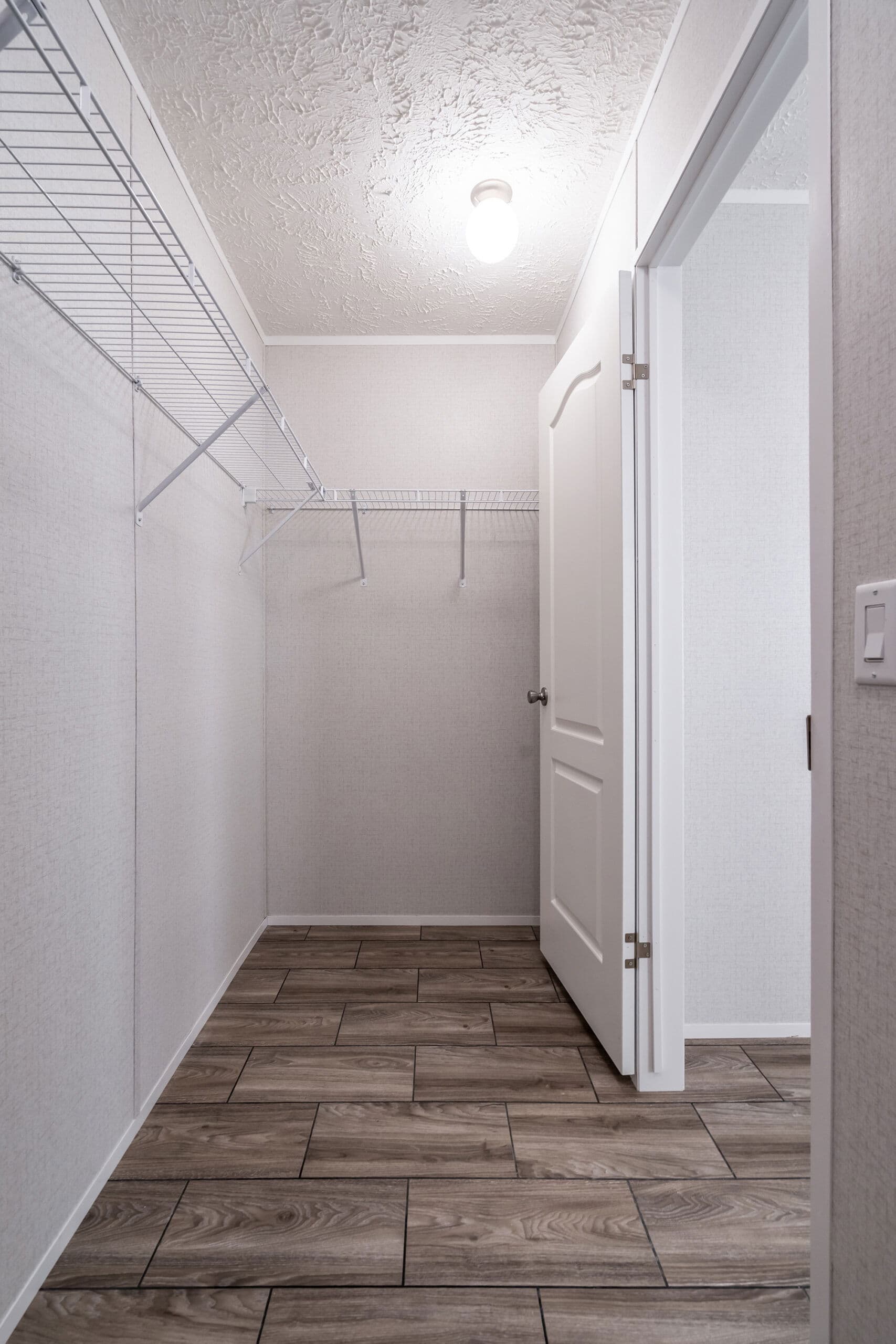 Md-40-32 interior home features