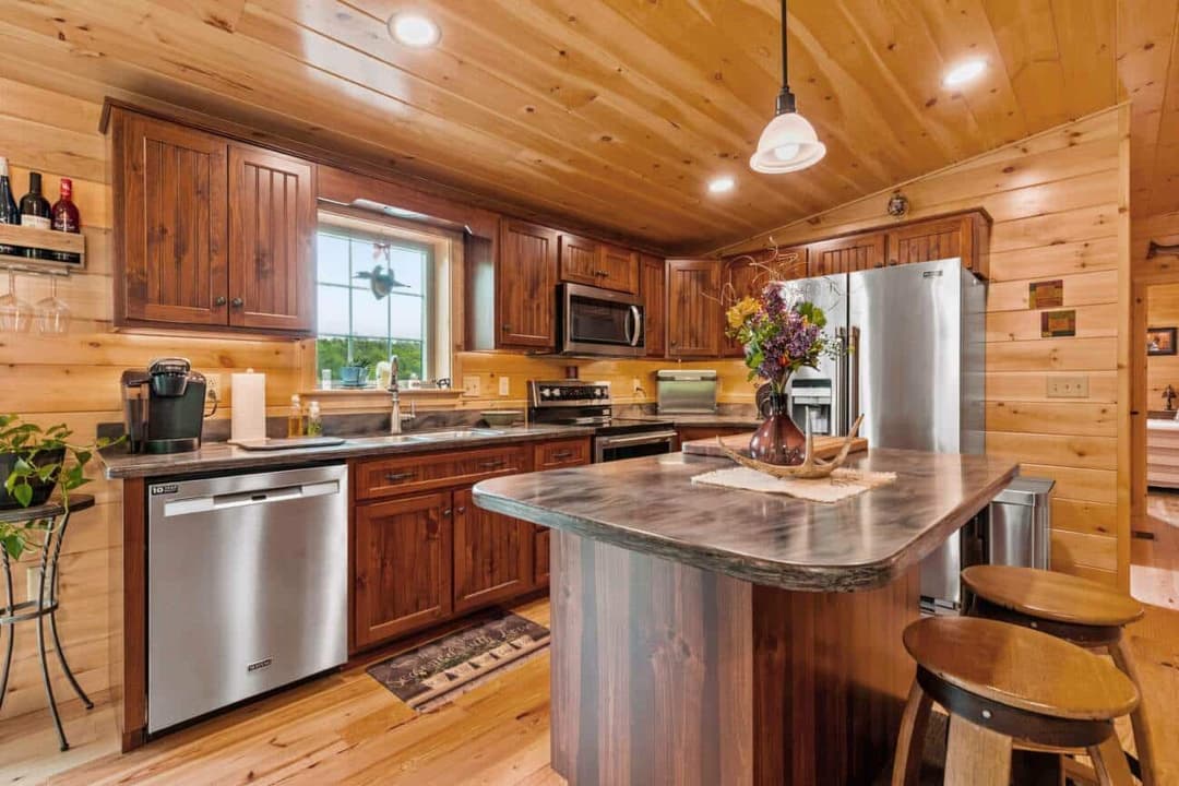 Frontier 2240 kitchen home features