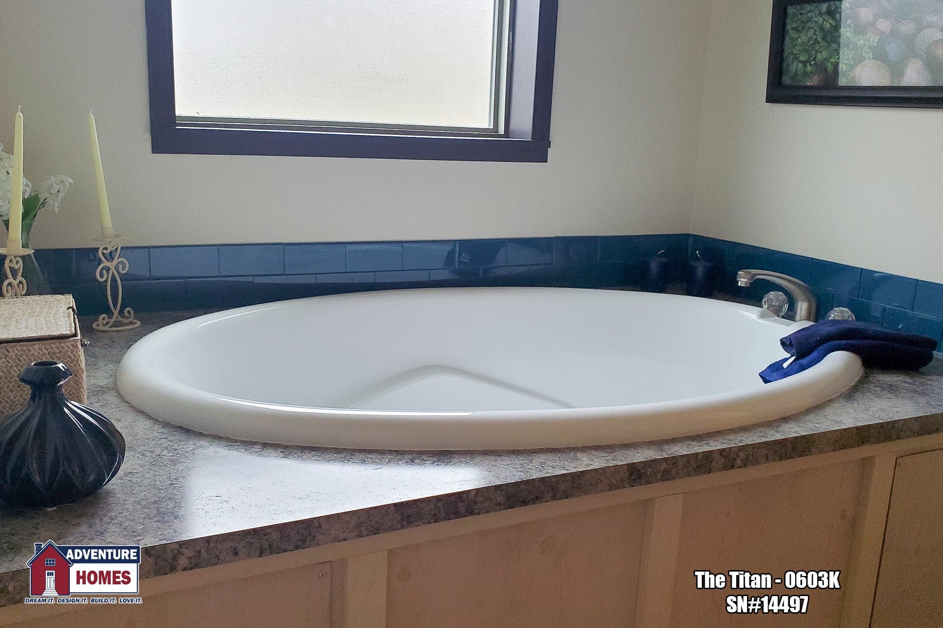 Titan | 0603k bathroom home features