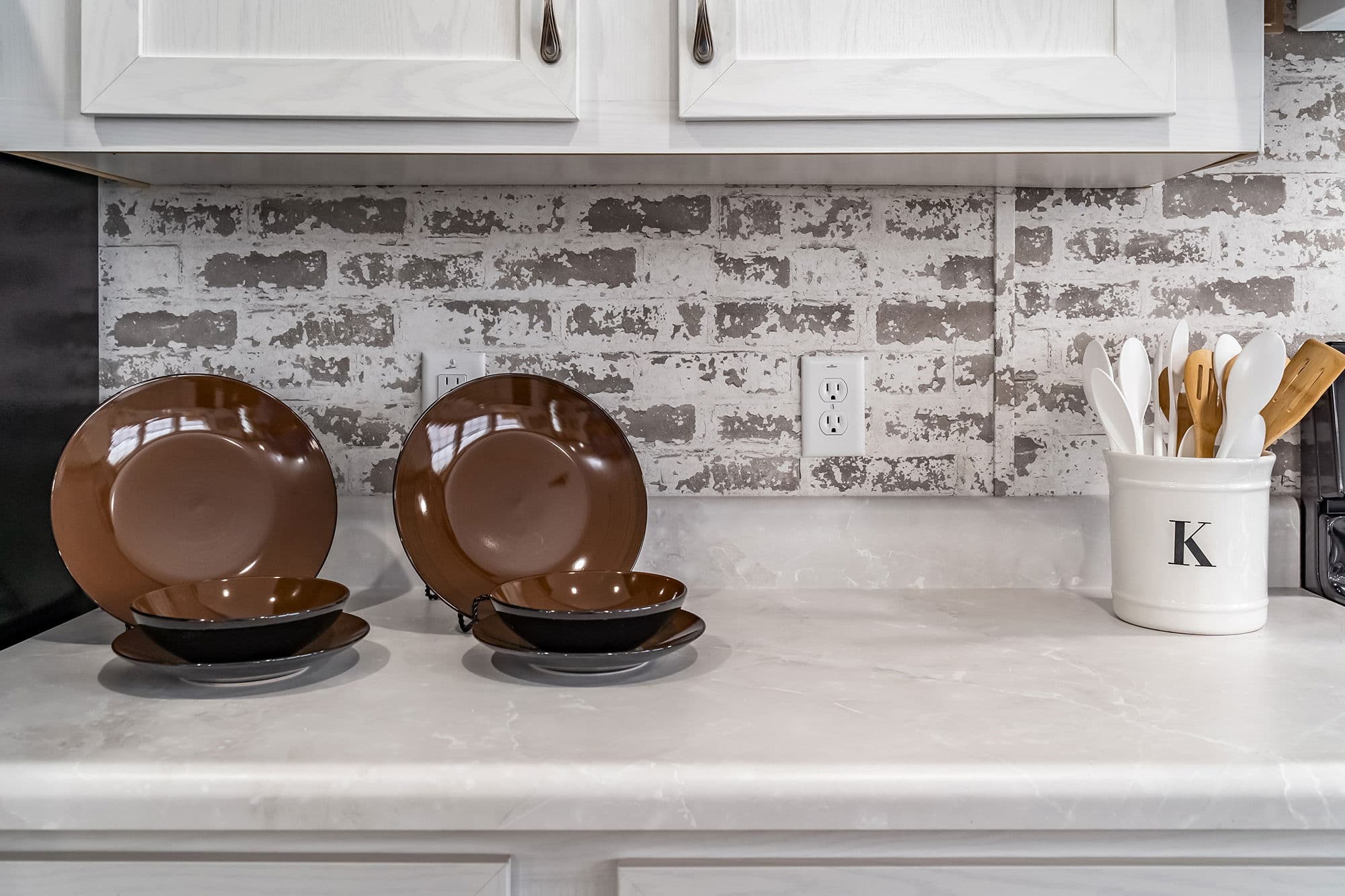 Md-40-32 kitchen home features