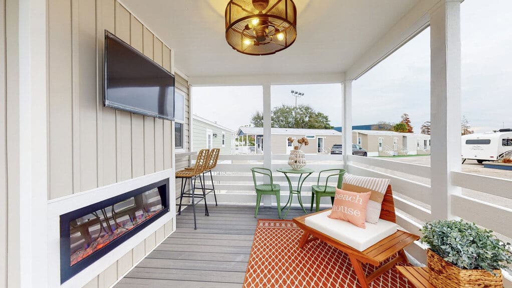 Lake charles 13371a exterior home features