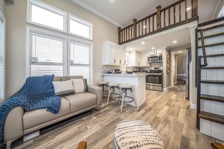 Eagle 11341a interior home features