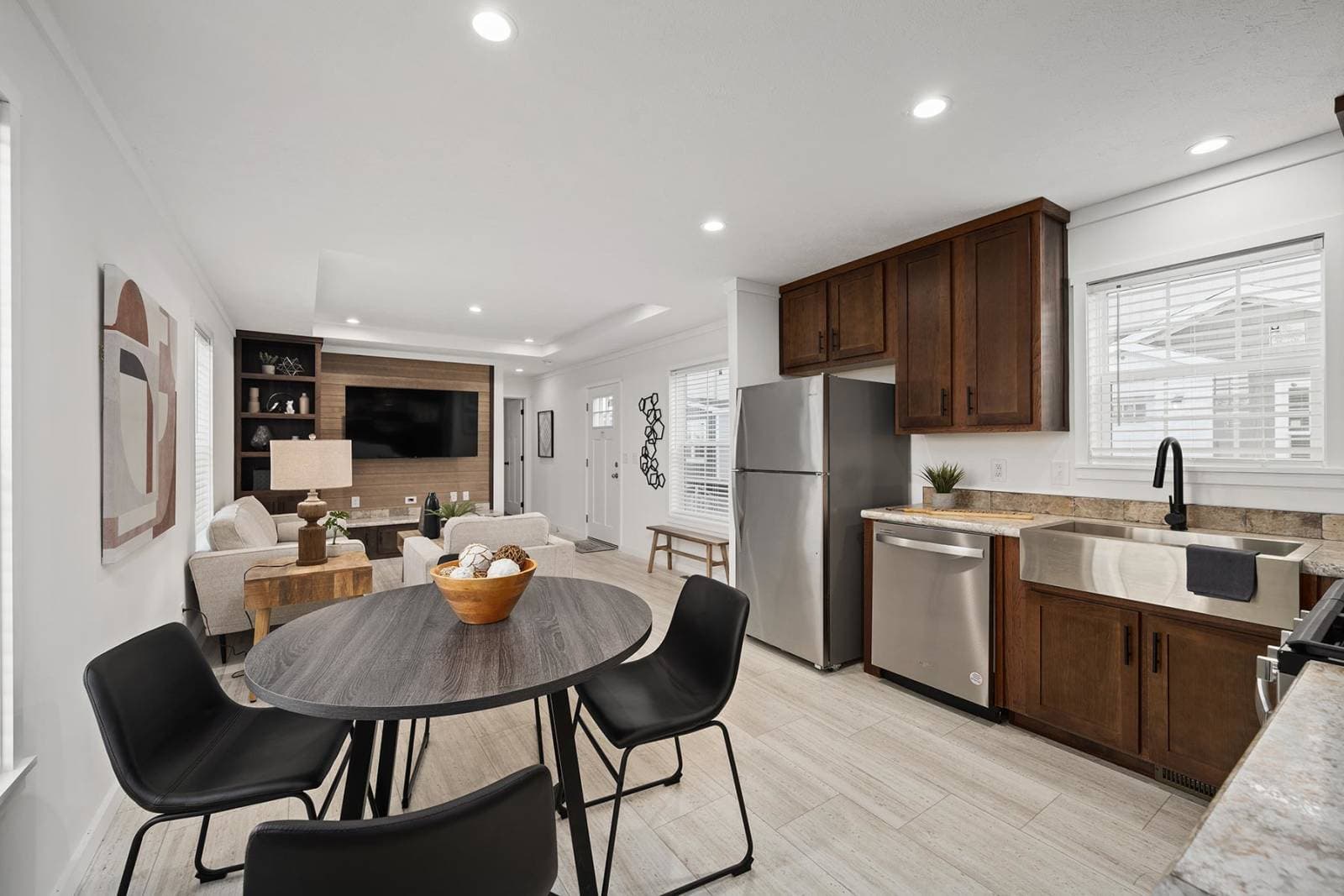 Elite max kitchen and hero home features