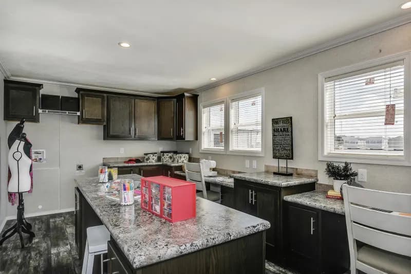 Prairie dune 8978 kitchen home features