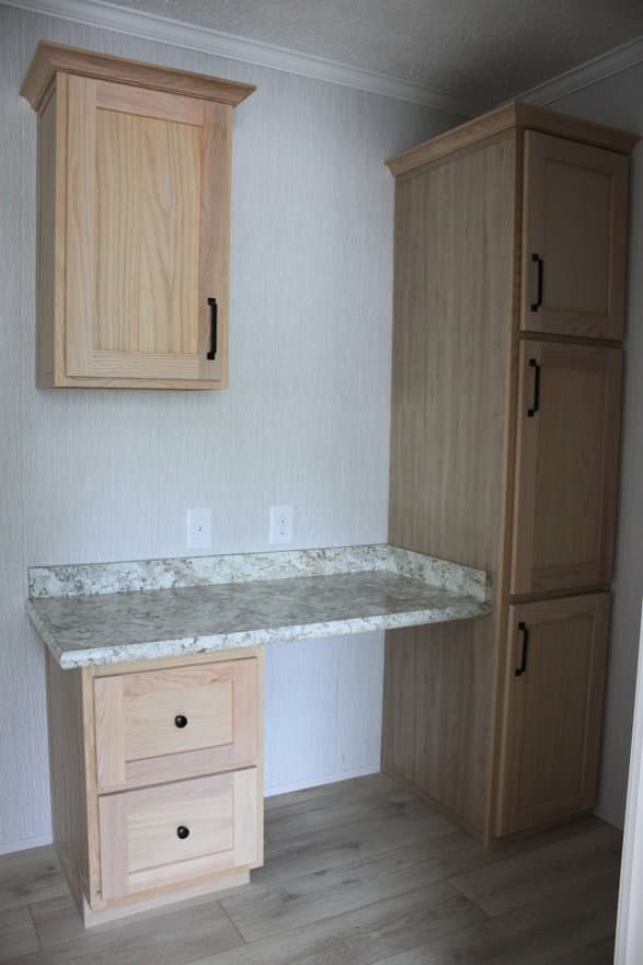 442 interior home features