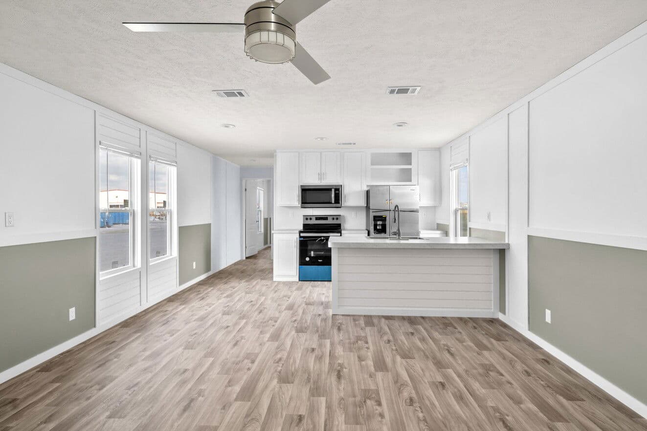 Valu maxx premier 16683e interior home features