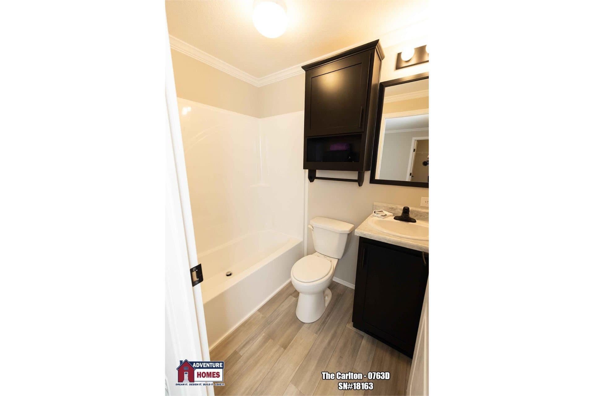 Carlton | 0763d bathroom home features