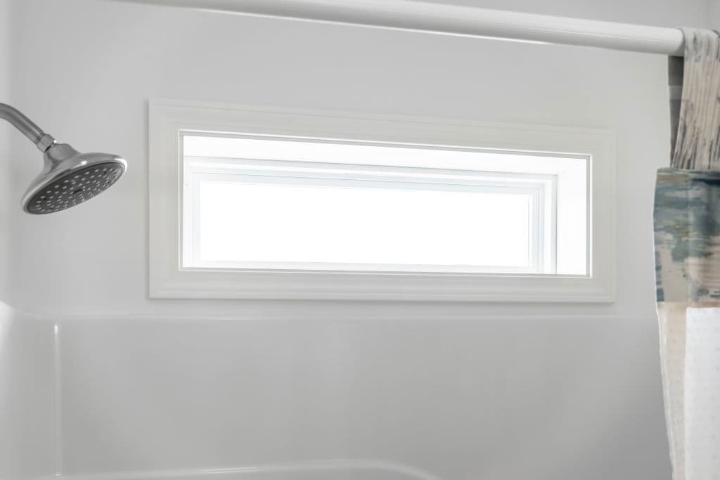 La bella casa ranch 2p2801-r bathroom home features