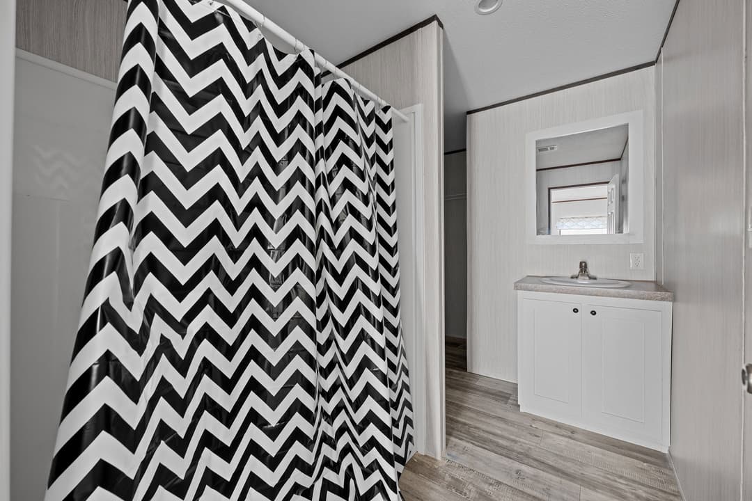 Hamilton bathroom home features