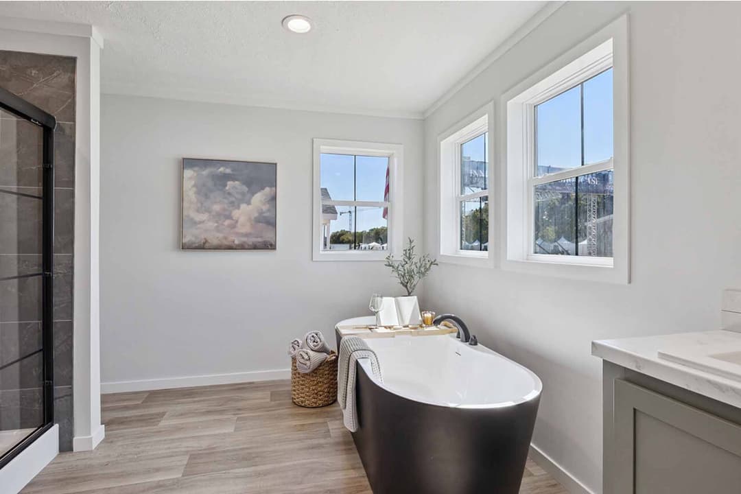 Axis 32563n bathroom home features