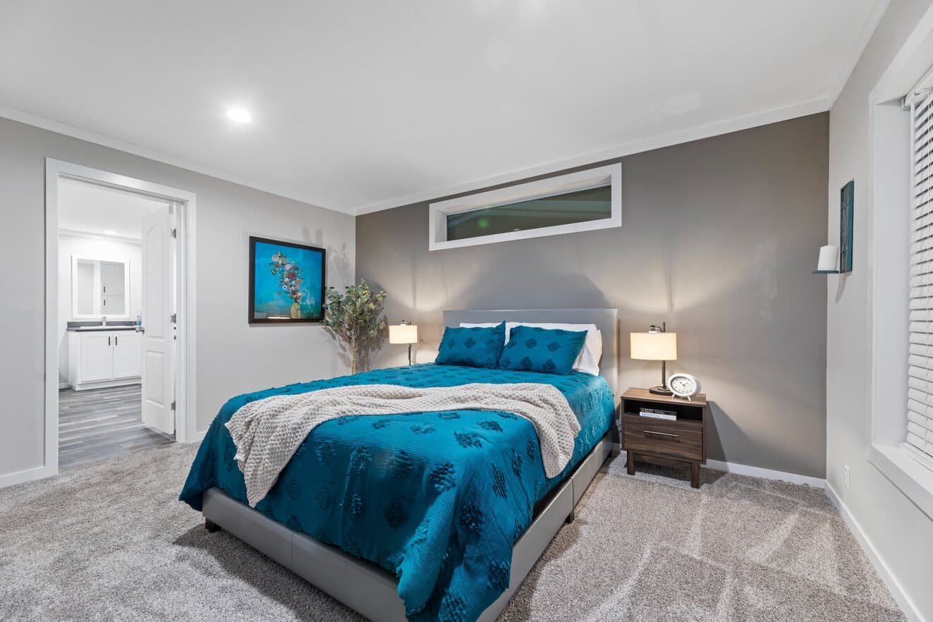 K2 bedroom home features