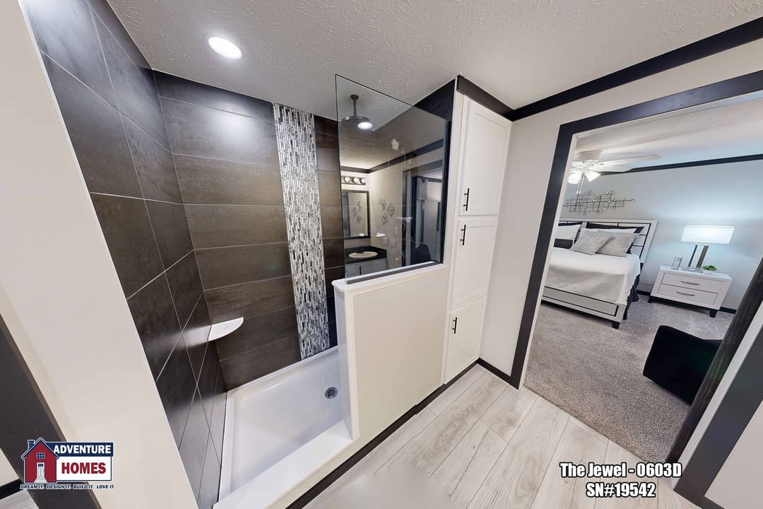 Auburn aire | 0683c bathroom home features