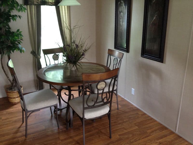 Zack 2840 interior home features