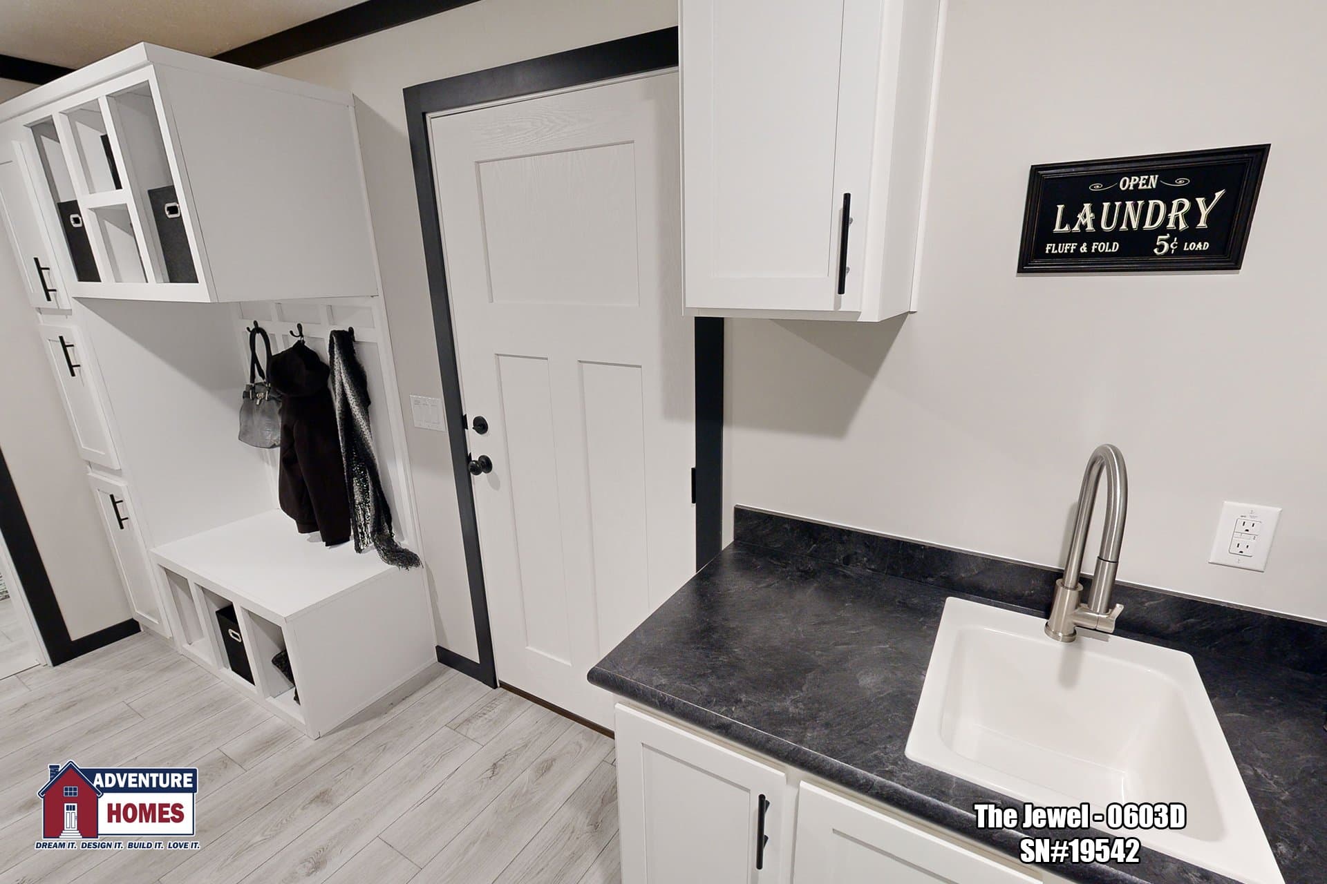 Auburn aire | 0683c bathroom home features