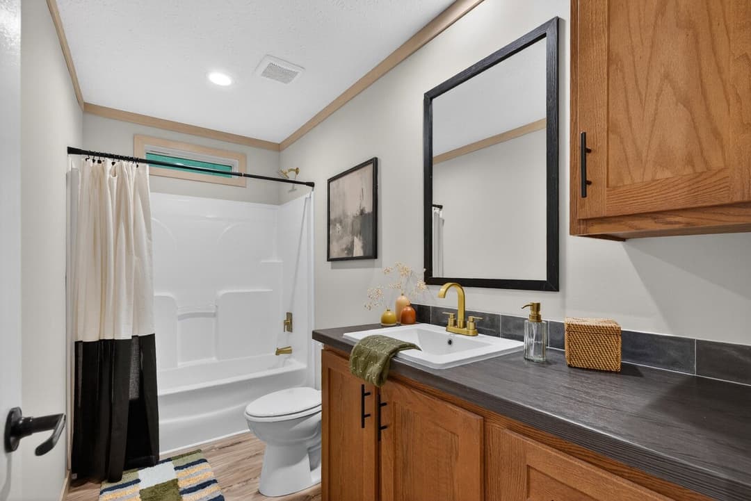 Ignition 32704e bathroom home features