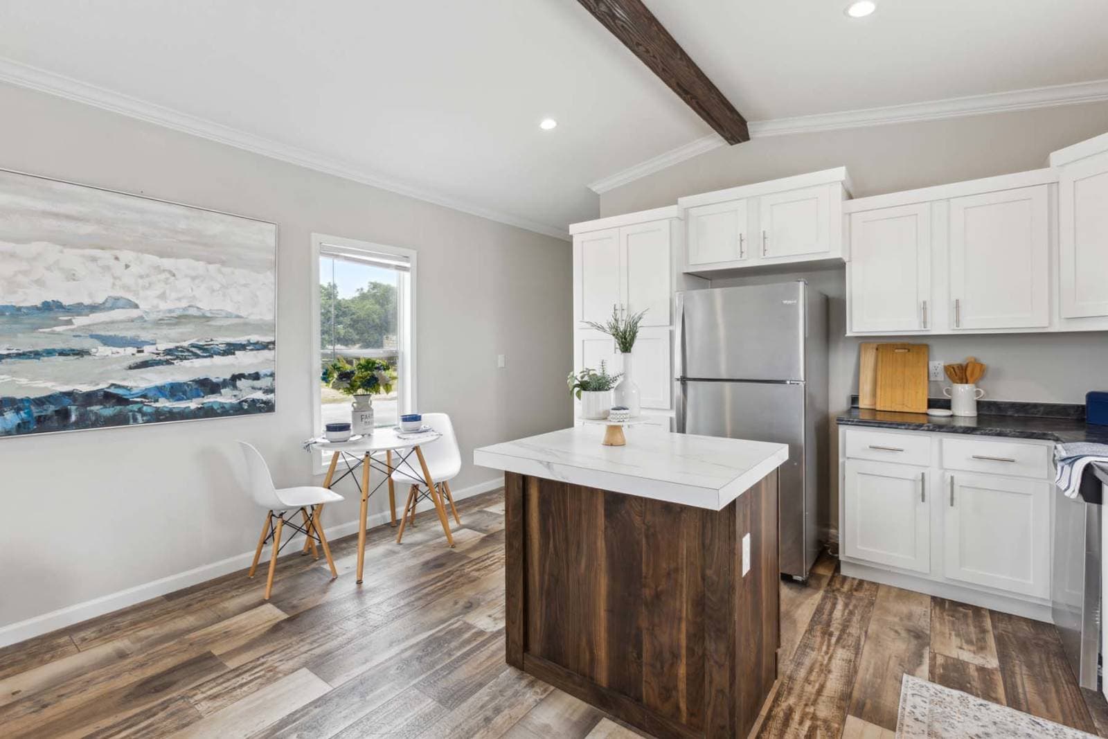 Titan extreme 1656h kitchen home features