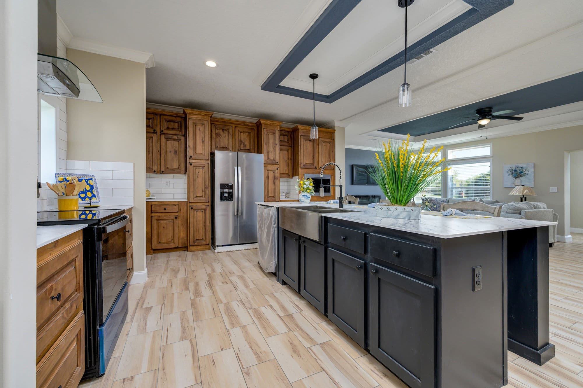 Big mullet kitchen home features