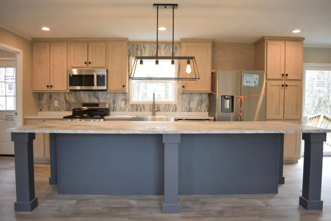 Moonstone 60 kitchen home features