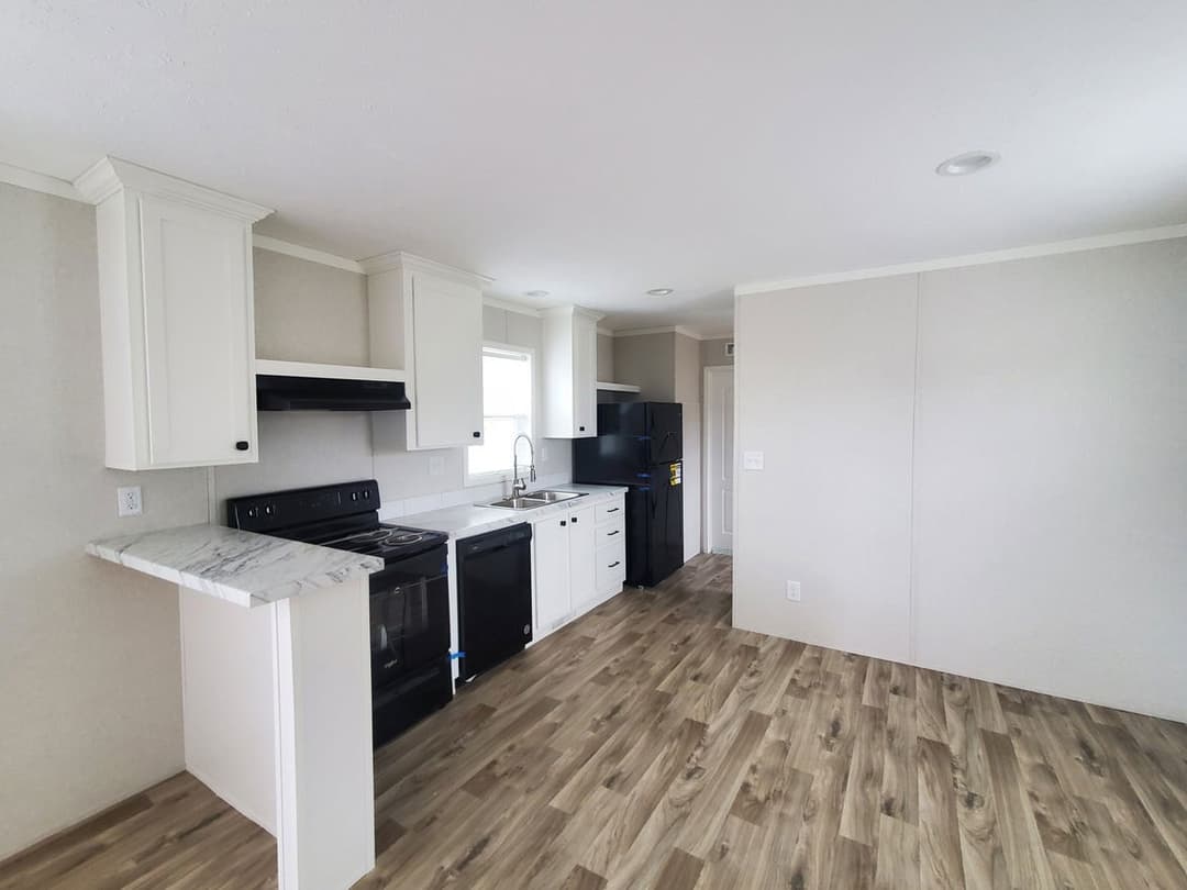 Economy 14663z kitchen home features