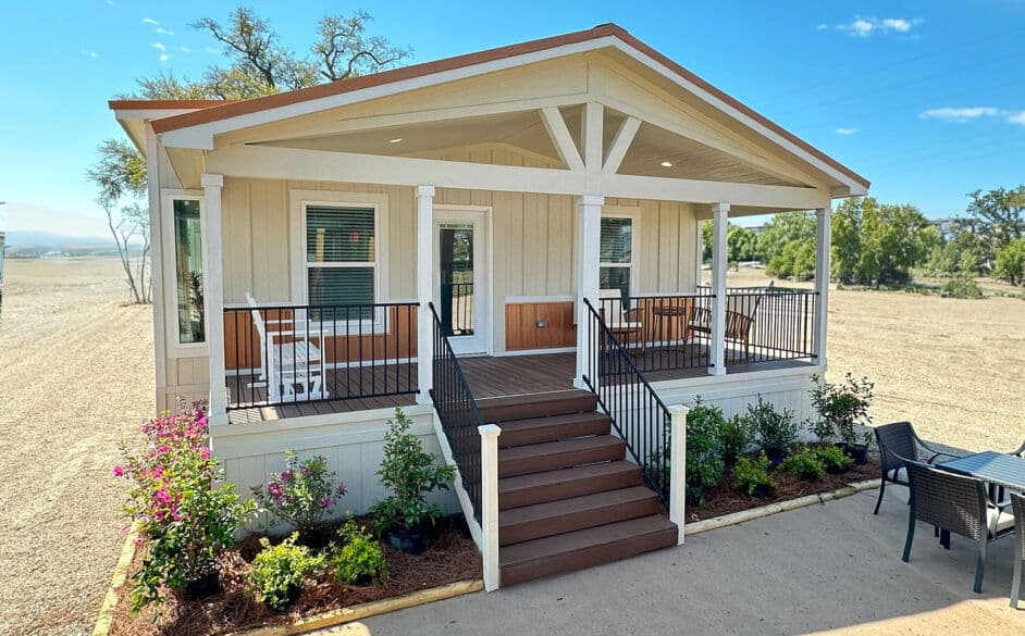 Swan l52ep8 elevation and exterior home features