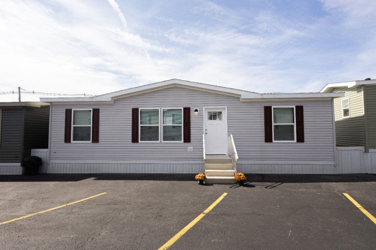 Blazer select td1023-p hero, elevation, and exterior home features