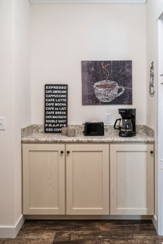 3w1015-p interior home features