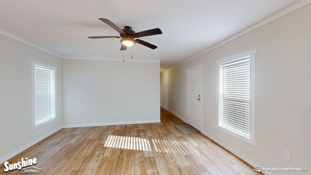 Chc1680-101 interior home features