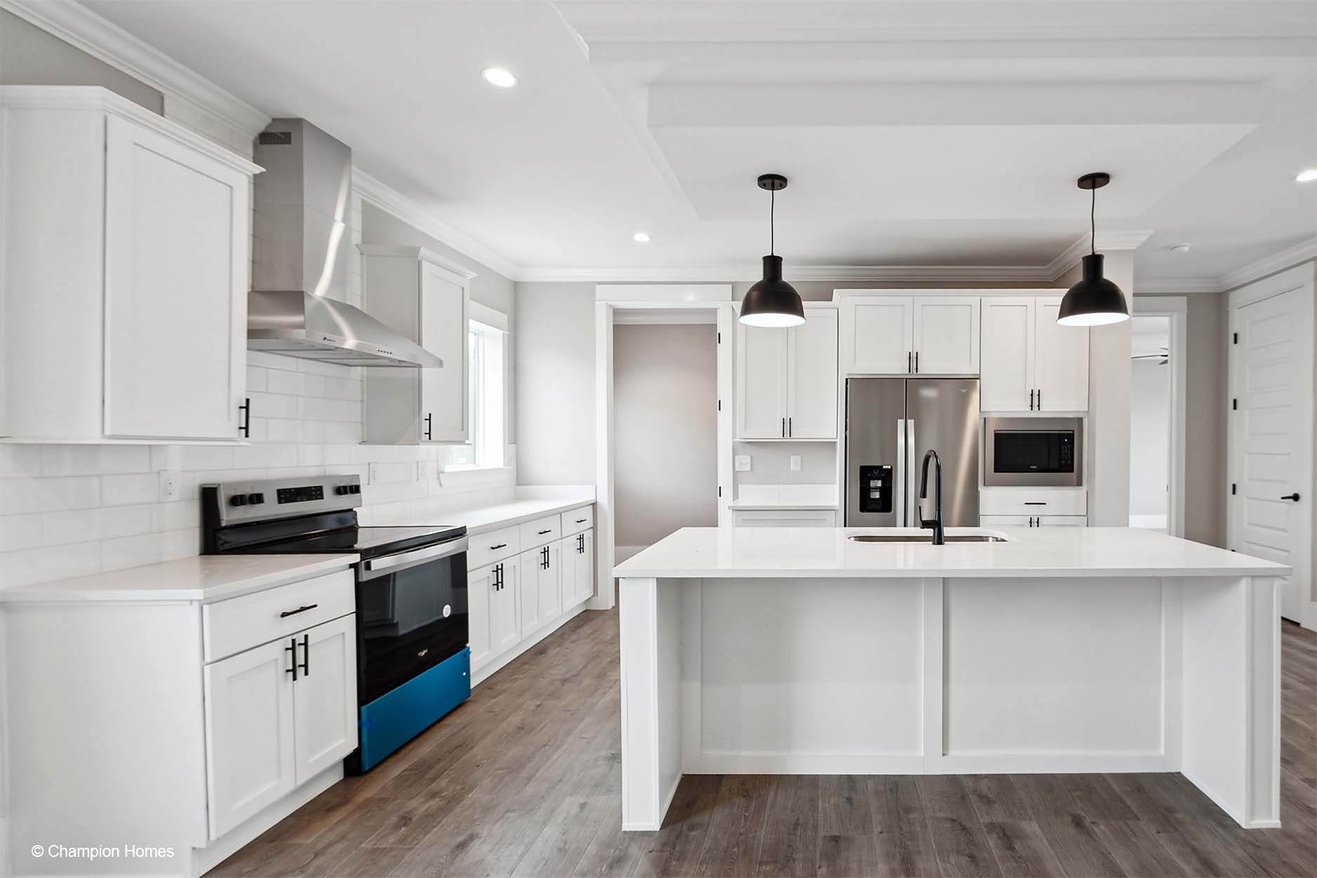 Cameron iii 3260-02 kitchen home features