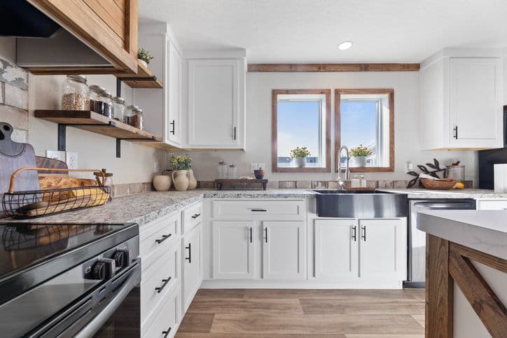 Reece 32663a kitchen home features