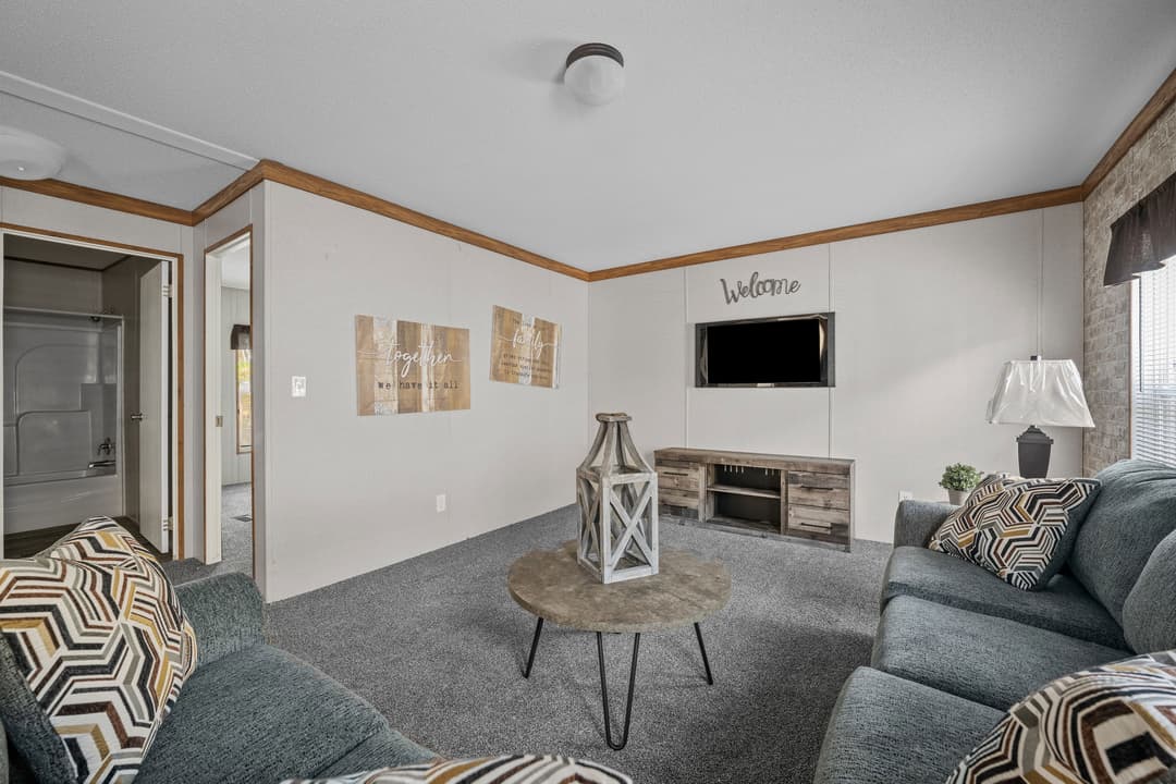 Gunner interior home features