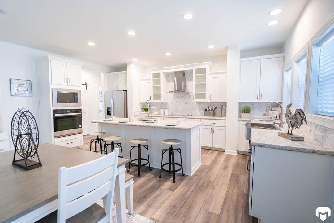 Elite 2.1 32683c interior home features