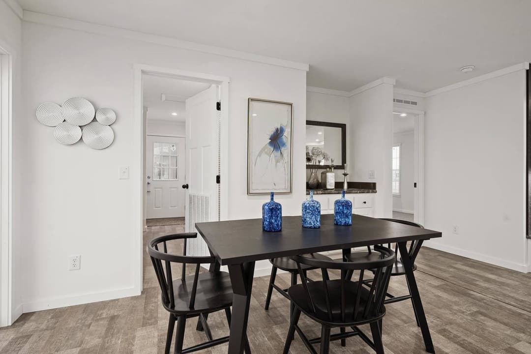 Aspire interior home features