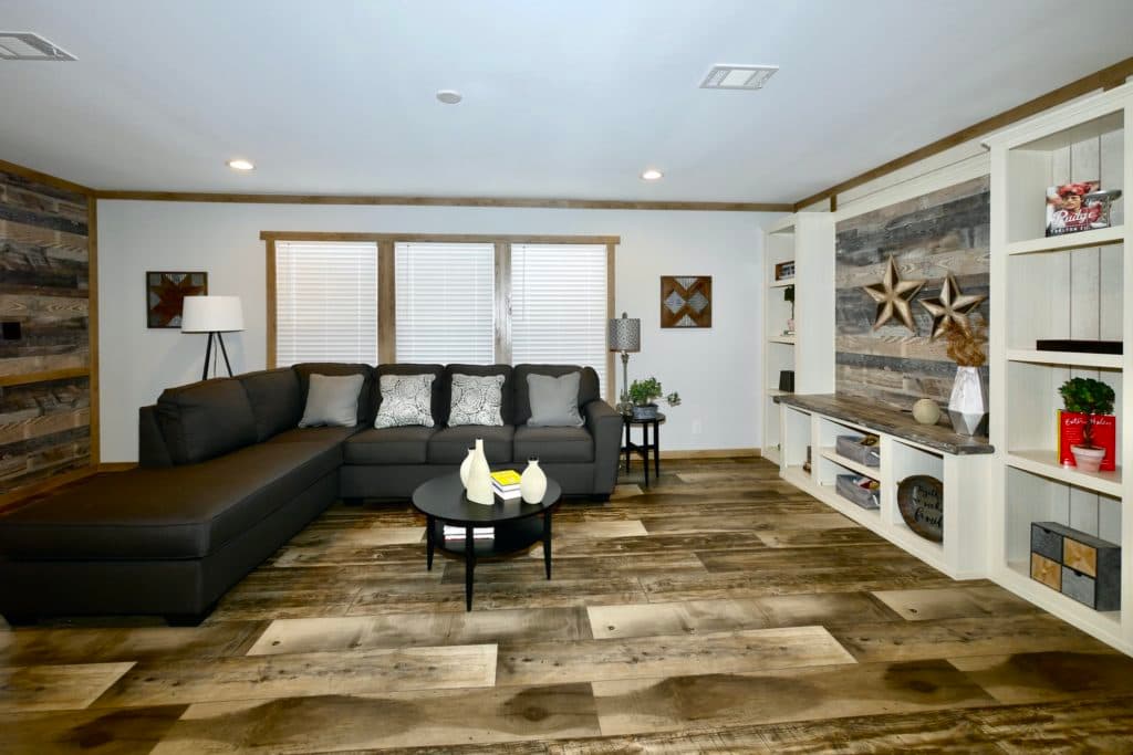 Mariana 9776 interior home features