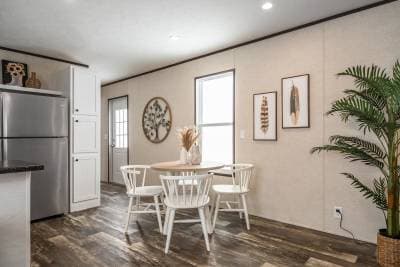 Ridge community interior home features