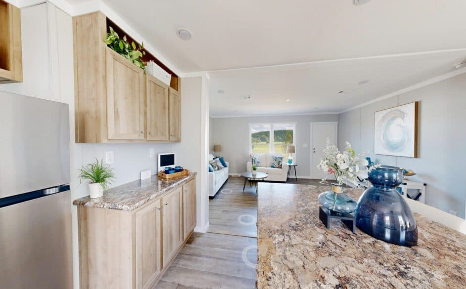 Silverado 2348 kitchen home features