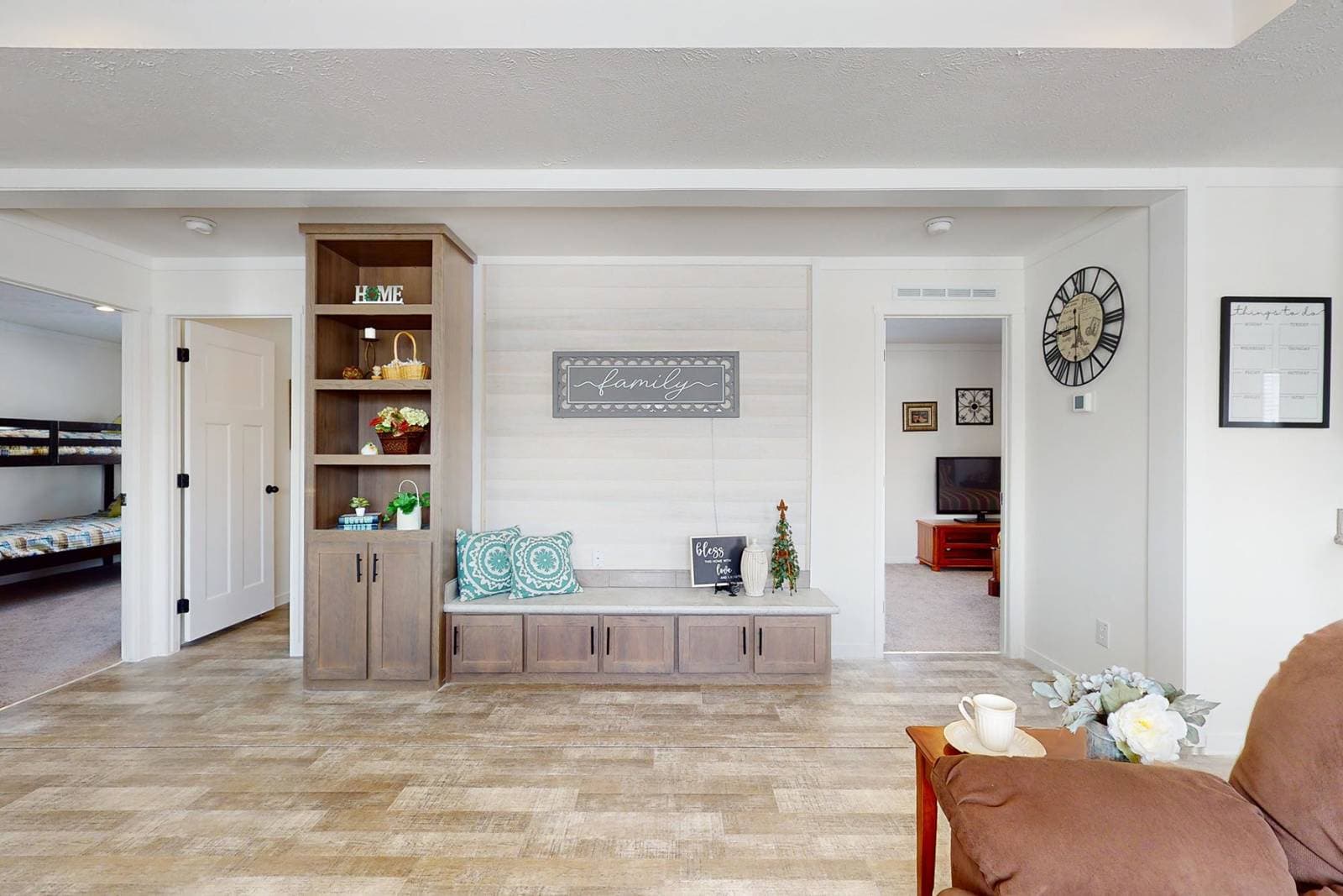 East point - intrigue interior home features