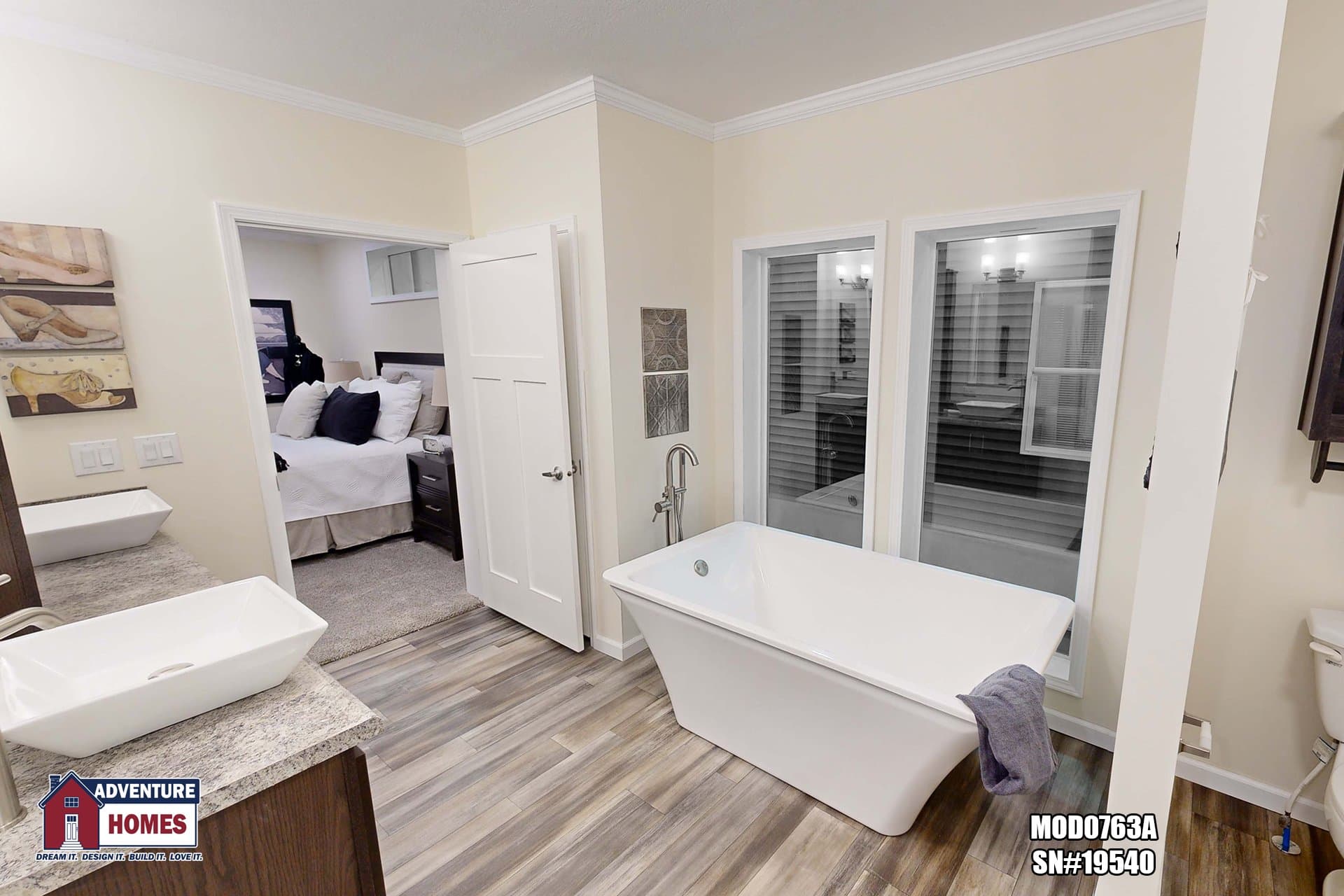 Mod0763a bathroom home features