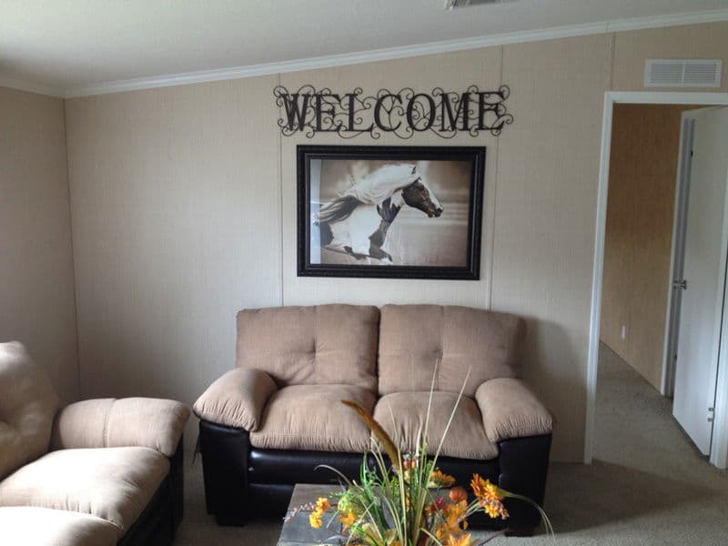 Zack 2840 interior and hero home features