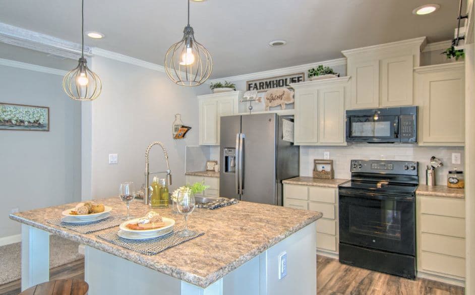 Magnolia 6360 kitchen home features