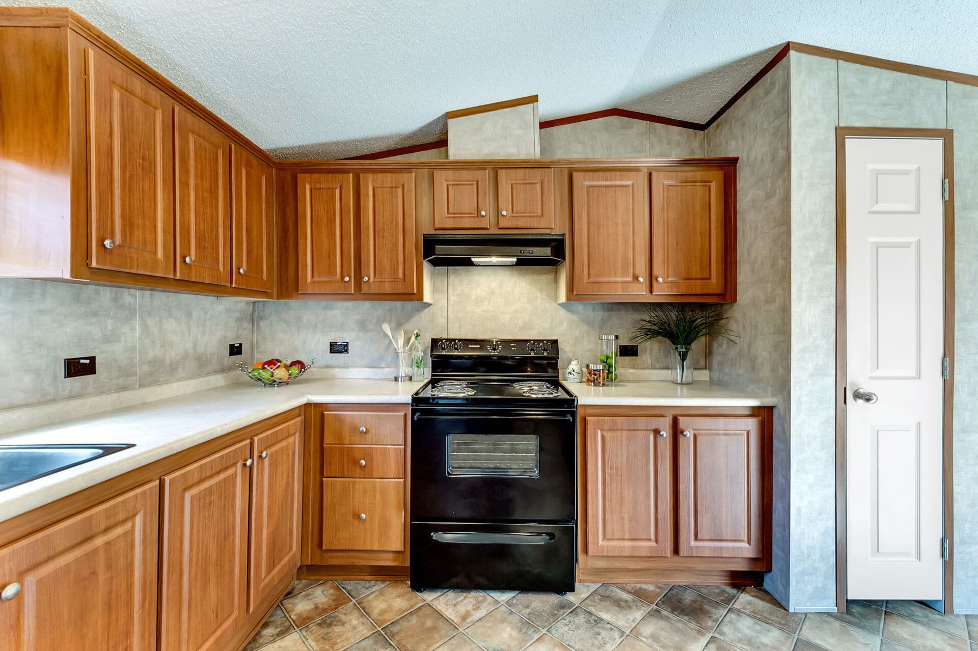 Select s-1684-42a kitchen home features