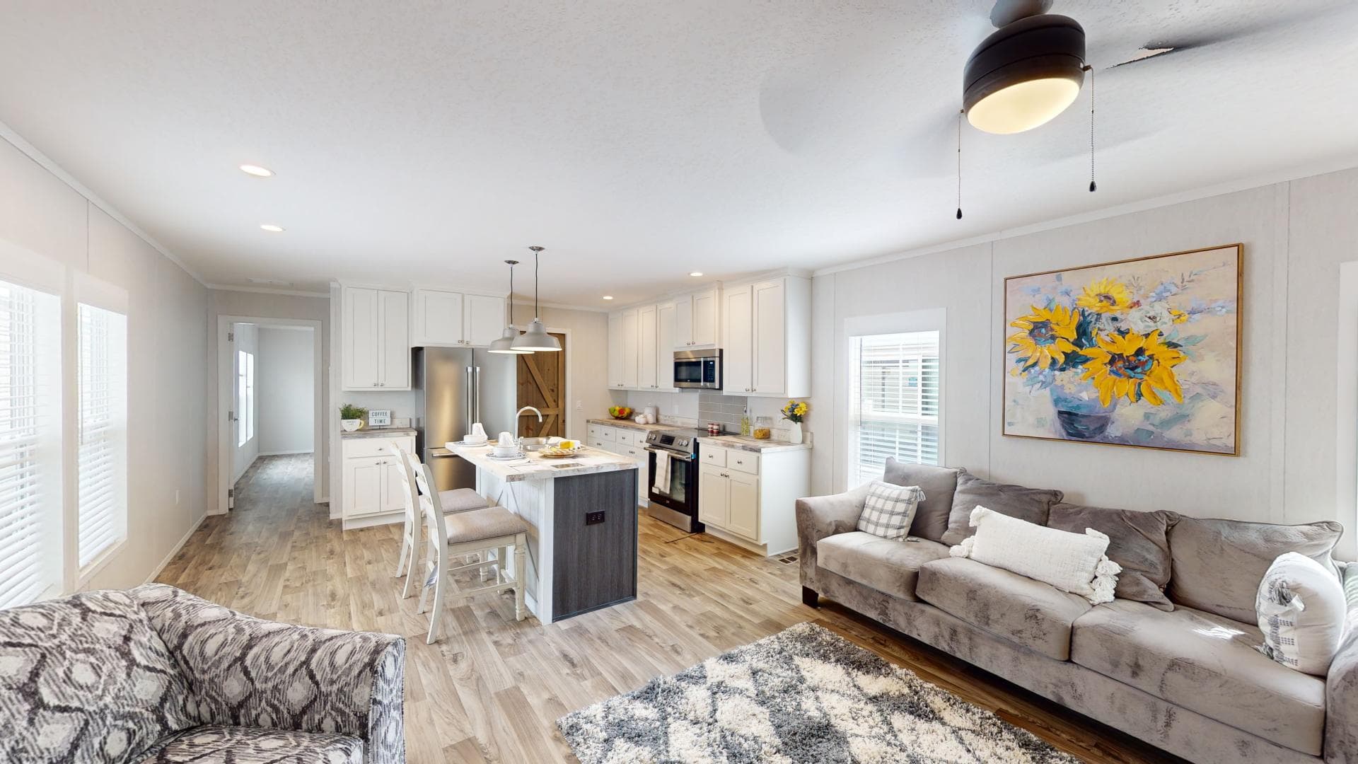 Arc1680-8000-2 interior and hero home features