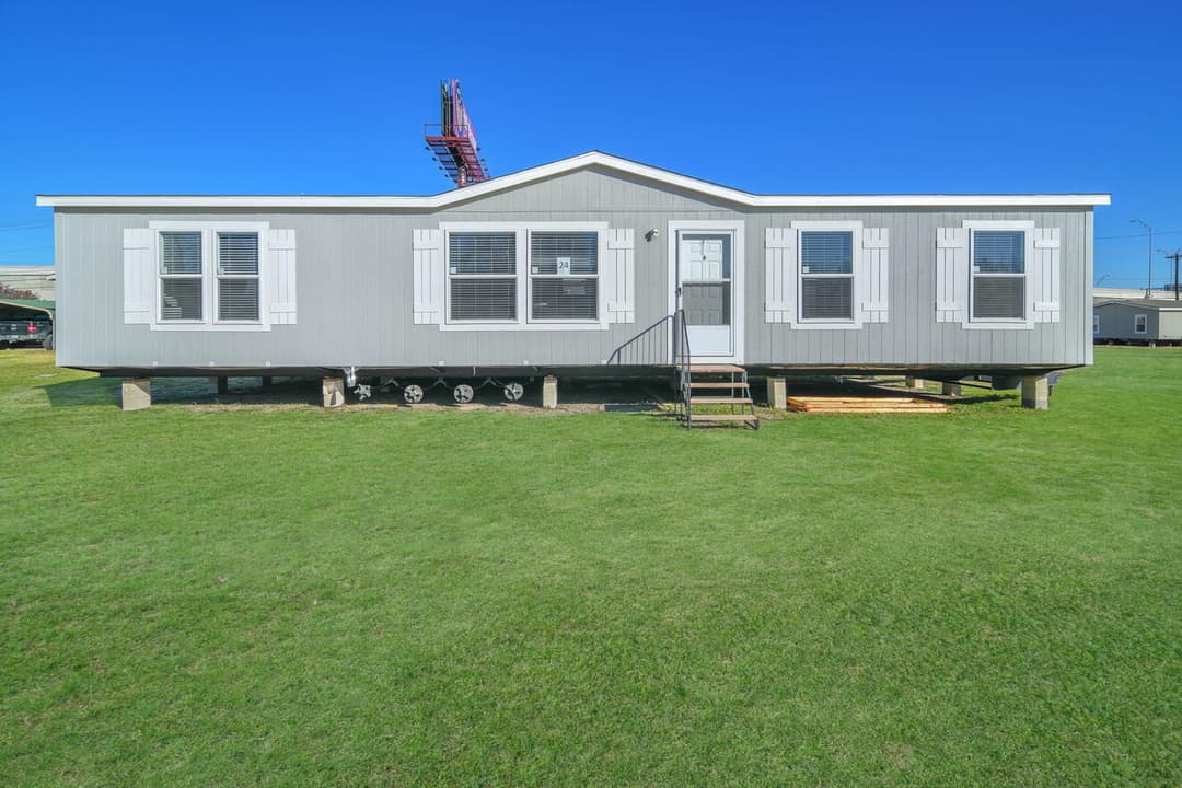 Valu 28563u elevation and exterior home features