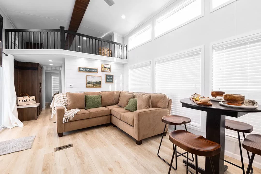 Island 6265kr interior home features