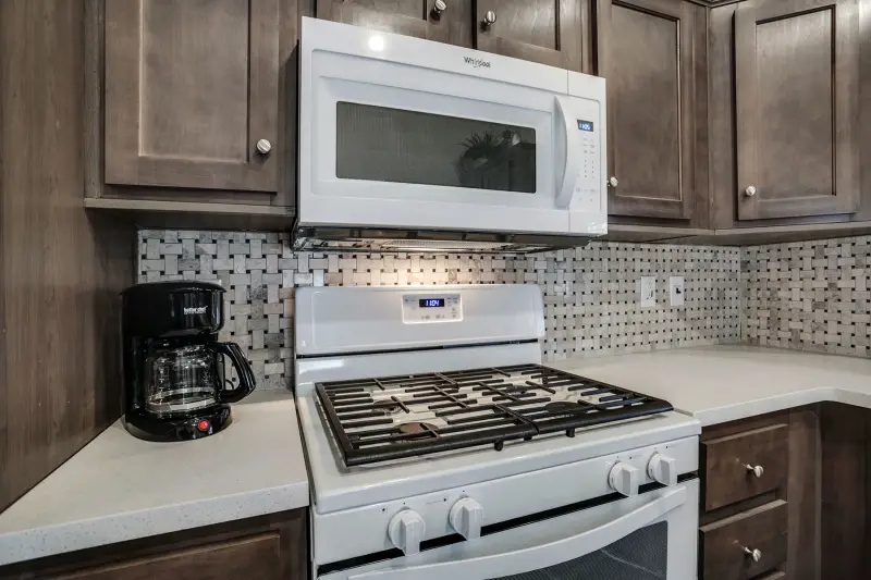 Desert vista apdv1531 kitchen home features