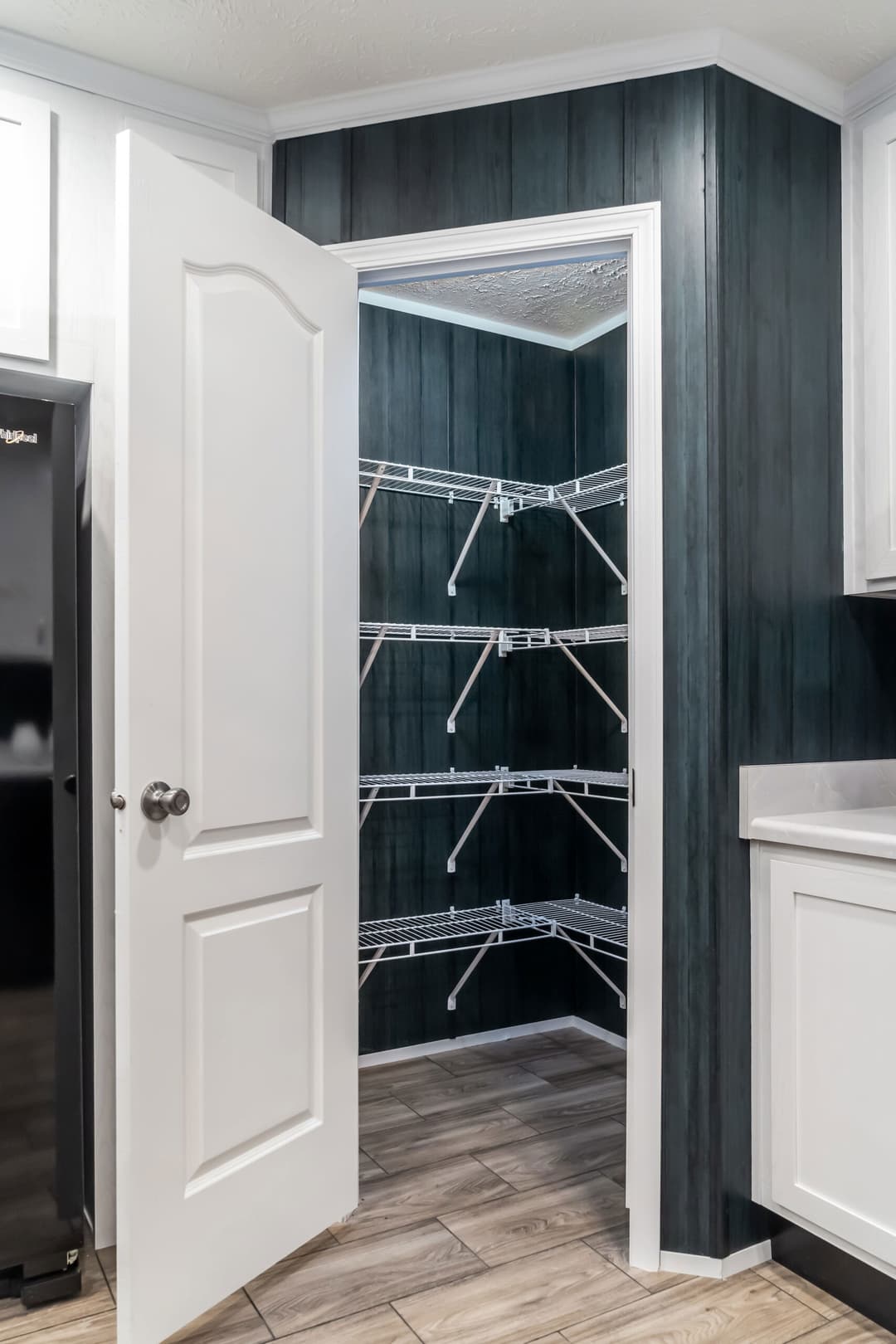 Md-50-32 kitchen home features