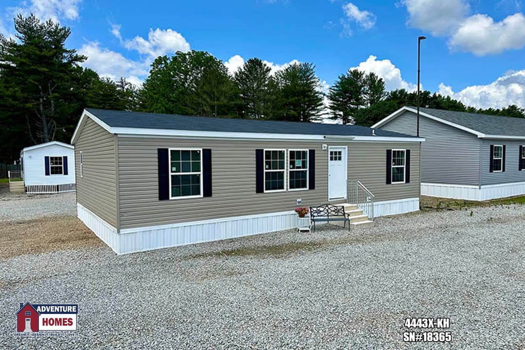 4443x-kh elevation and exterior home features