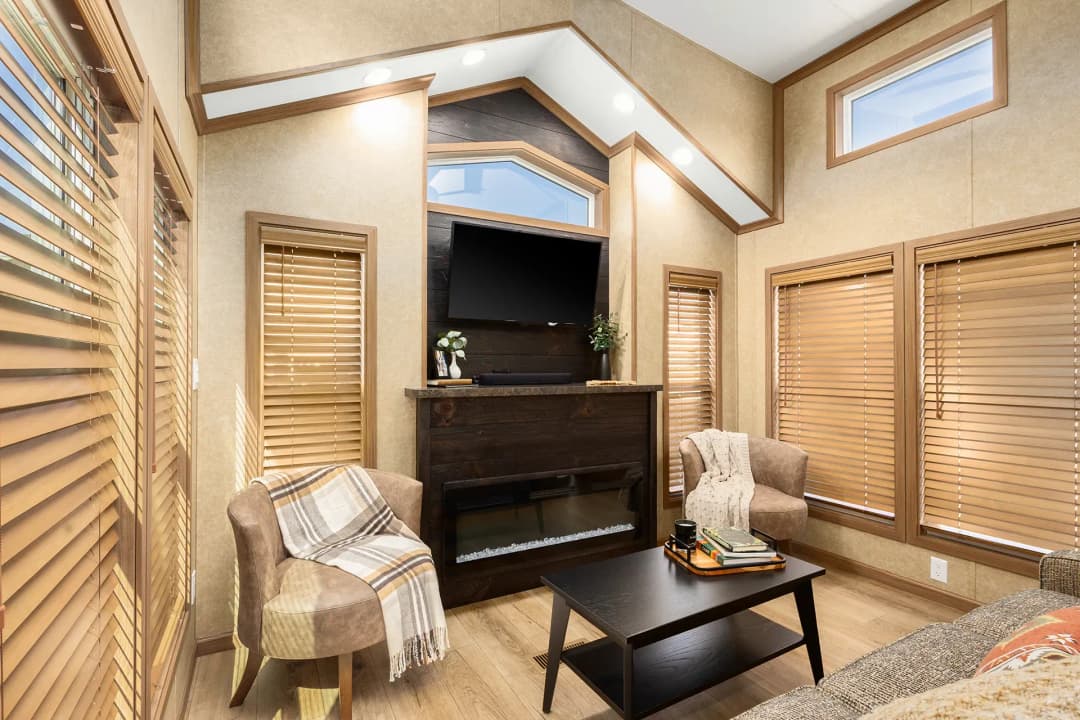 Island 5065 interior home features