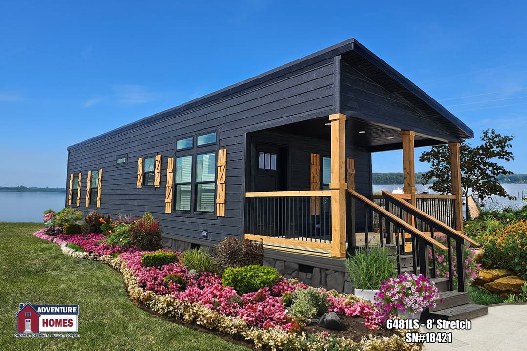 6481ls (8’ stretch) hero, elevation, and exterior home features