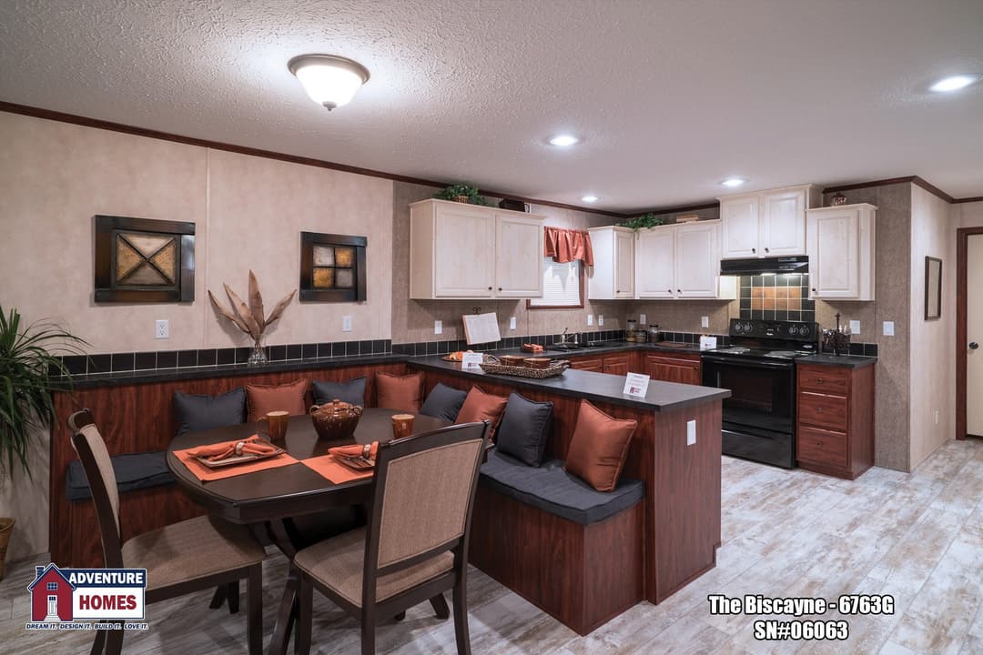 Biscayne | 6763g interior home features